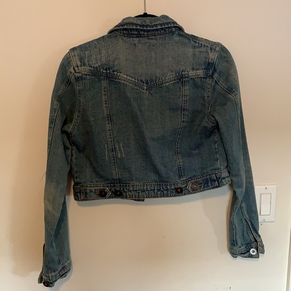 Cropped medium denim jean jacket - Picture 2 of 2